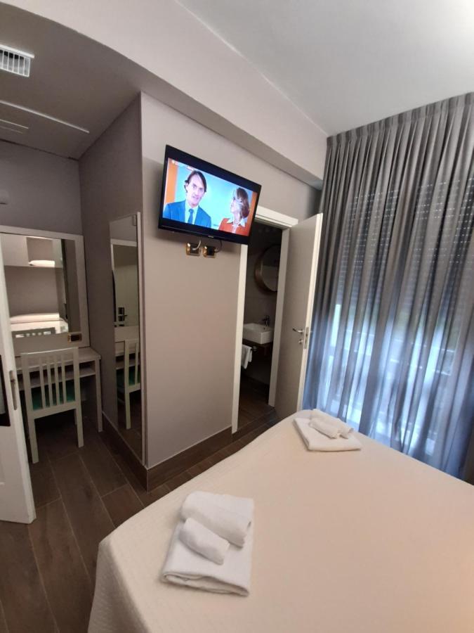 Hotel Royal Plaza Rimini Exterior foto