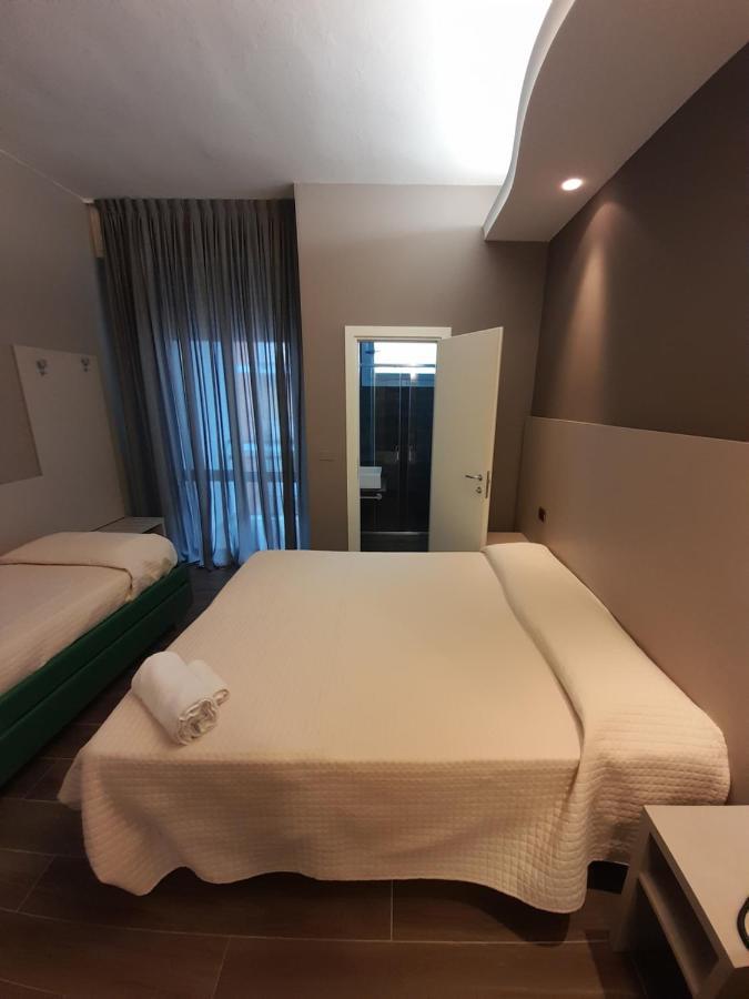Hotel Royal Plaza Rimini Exterior foto